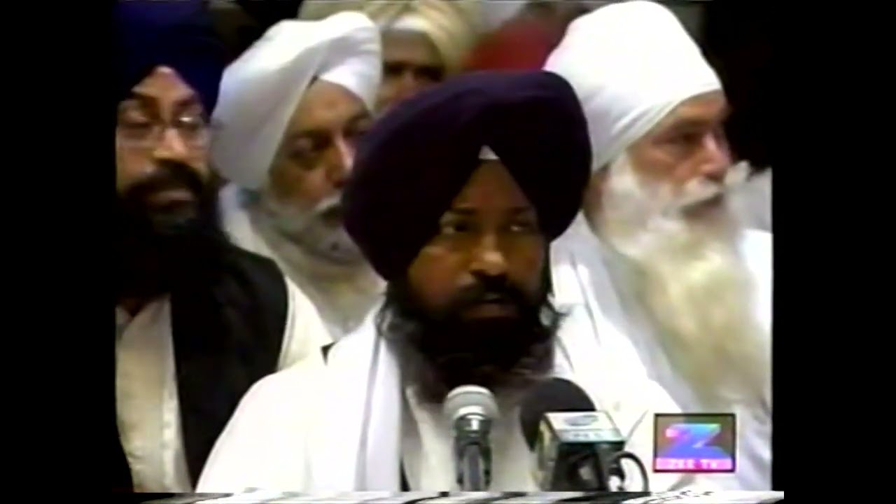 Ab Raakho Daas Bhaaat Ki Laaj - Bhai Gurcharan Singh - 03/23/04 - Live Sri Harmandir Sahib