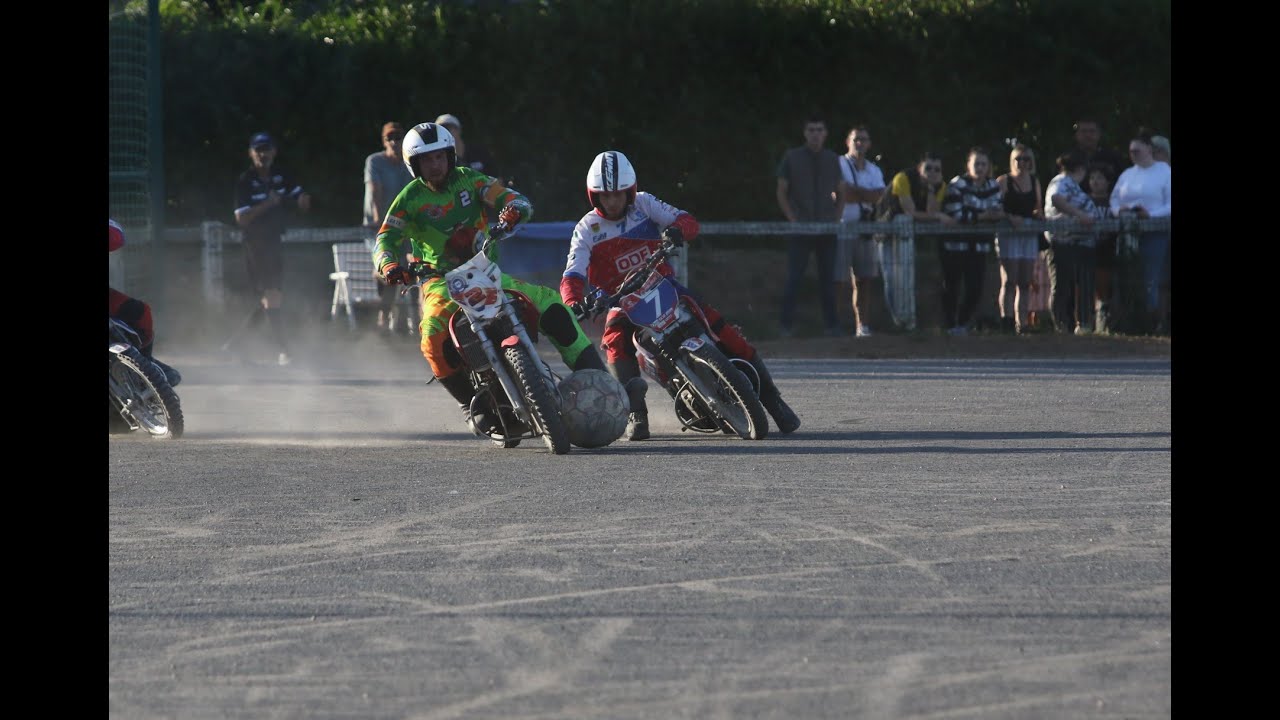 Moto ball : Camaret force 6 !