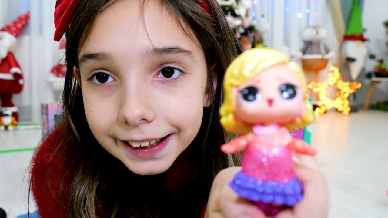 👧🏼 MARA DESCOPERA 12 SURIOARE LOL 💥