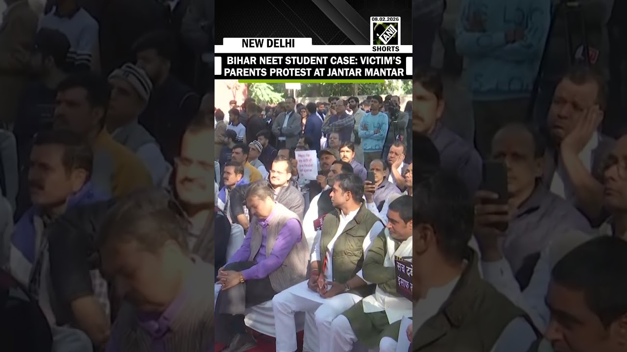 Bihar NEET student Murder case: People from Bihar with victim&rsquo;s parents protest at Jantar Mantar
