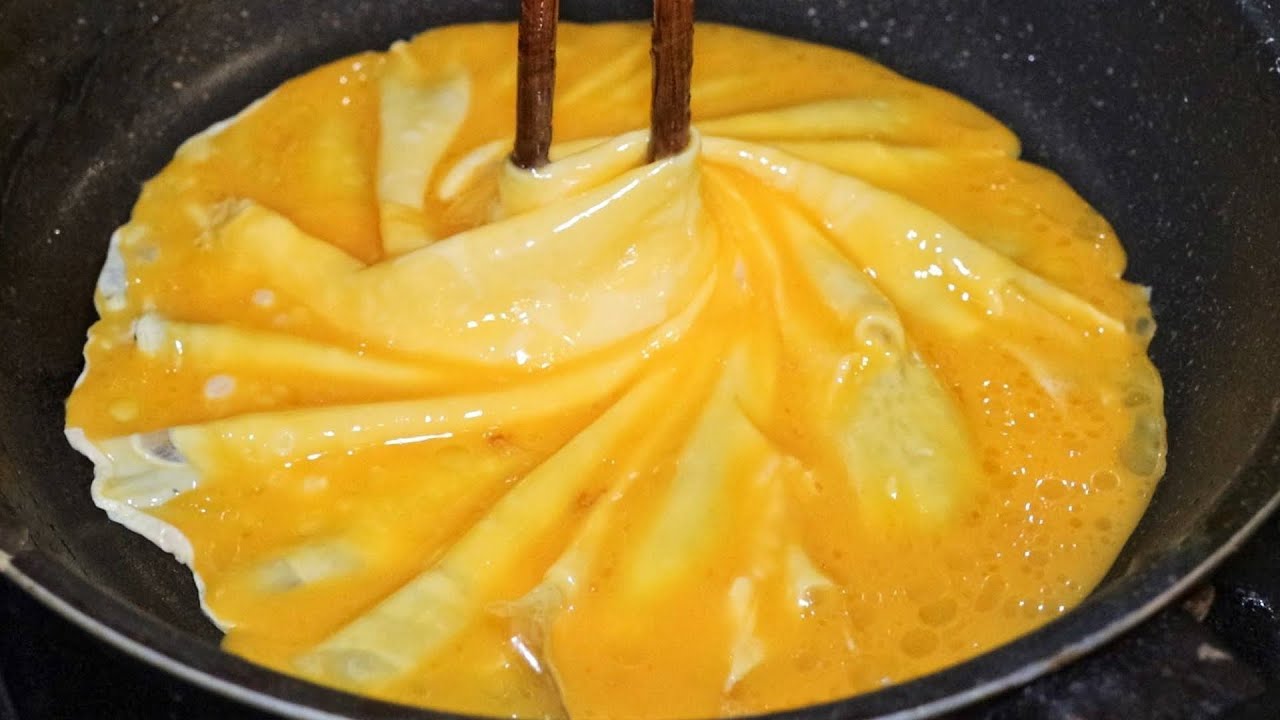 Omelette Rice Making Skills / 漩渦蛋包飯製作技能 - Taiwanese Food