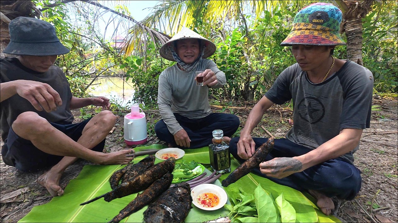 Tát Ao Sau Một Năm Nổi Lên Toàn “Cá Cụ”
