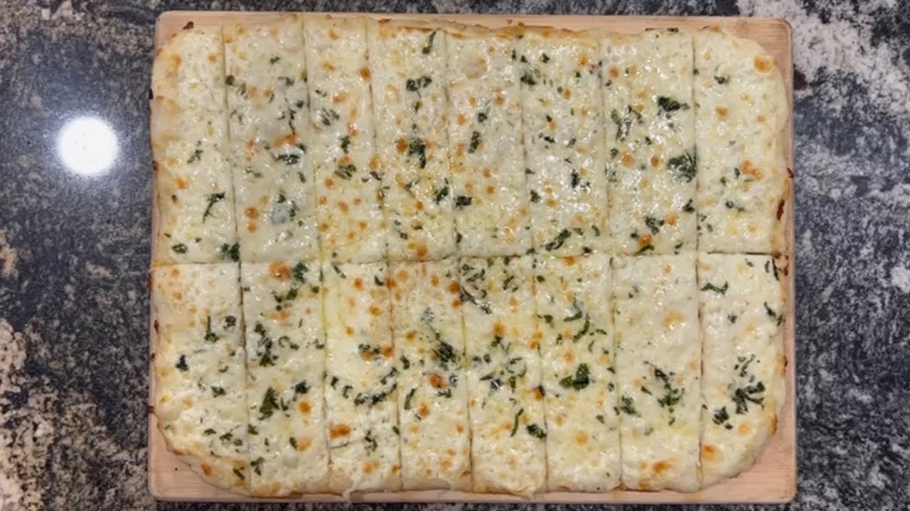 خبز الثوم بالجبنه😍Cheesy Garlic Bread