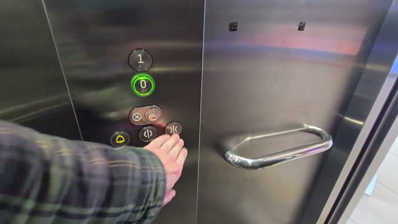 2019 Orona Lift @ Reel Cinema in Chorley