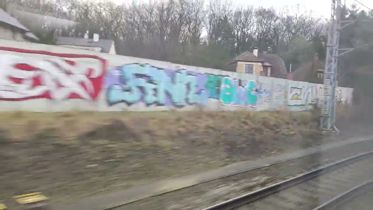 RJ 1009 RegioJet Praha hl.n. Středočeský kraj - Pardubice hl.n. Pardubický kraj.