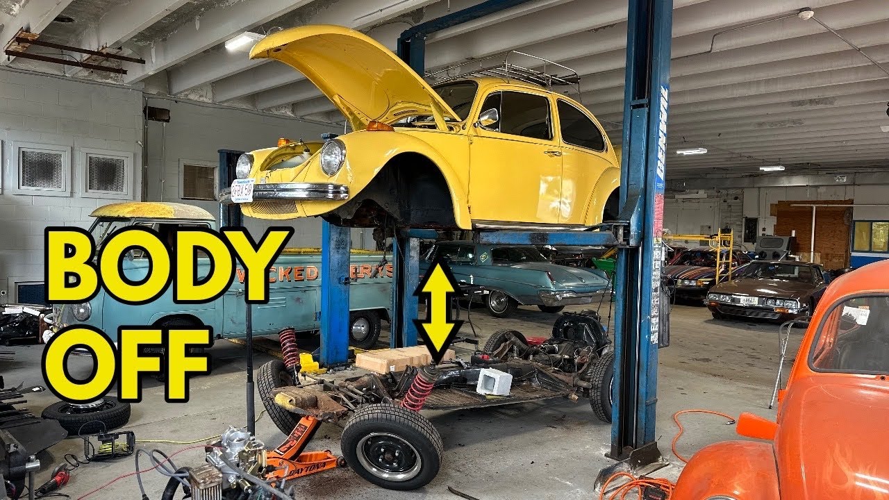 SUPER BEETLE BODY REMOVAL - 1971 Volkswagen Beetle - HOW TO REMOVE BODY IN 20 NOT SO EASY MINUTES