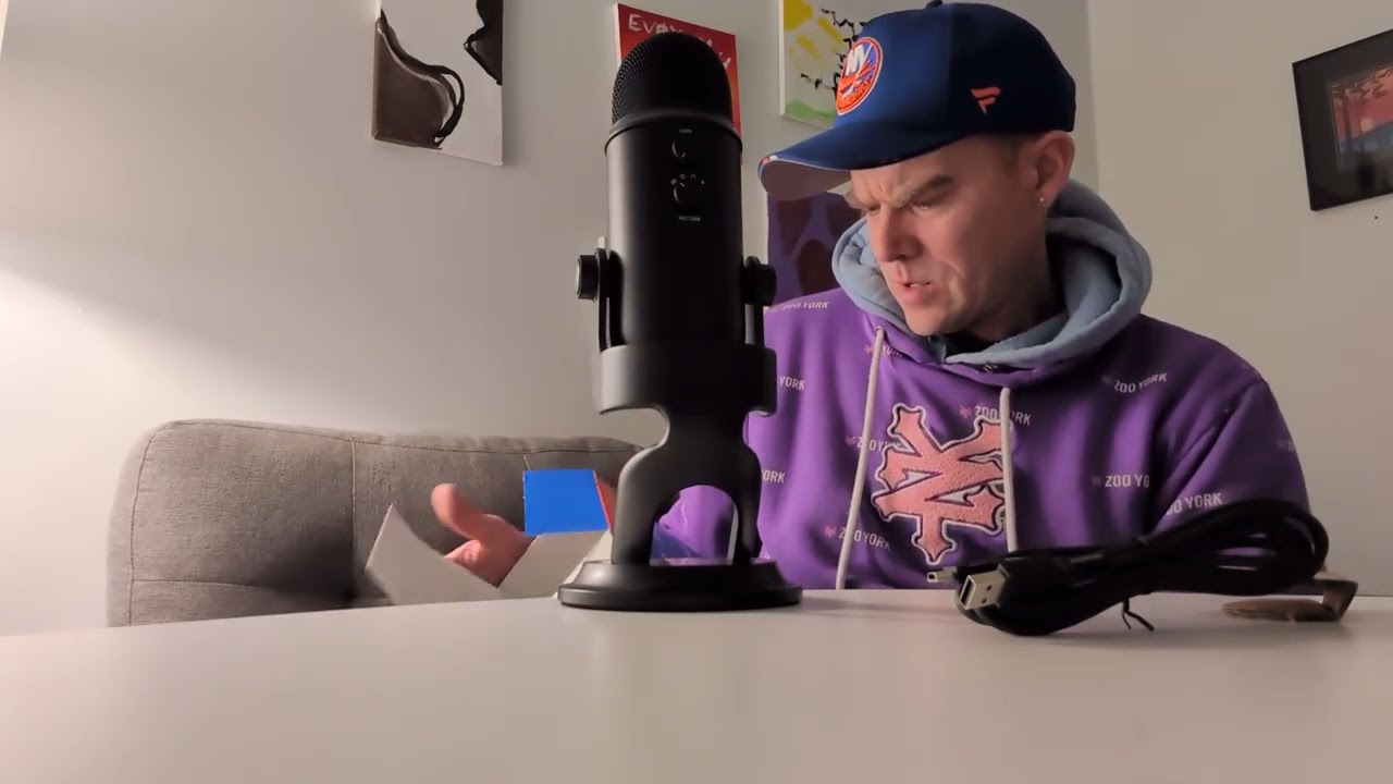 Blue Yeti microphone Box Opening 🇨🇦🇨🇦🇨🇦🙏🙏🎉🎉