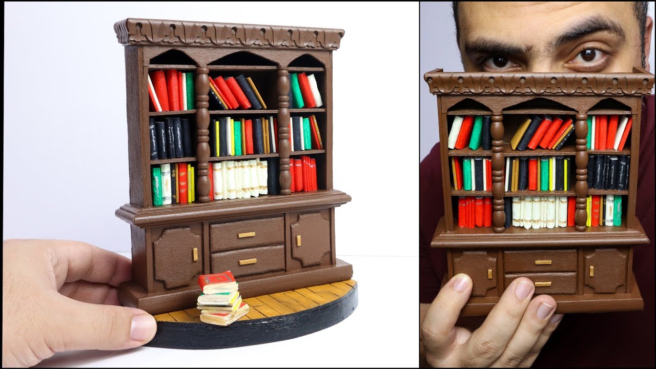 عملت مجسم مكتبة و١٠٠ كتاب جواها🧐