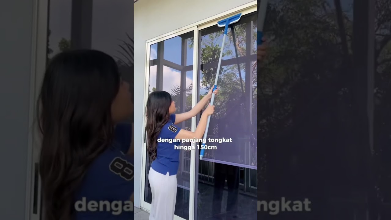 Bersihin kaca tinggi bukan masalah! 