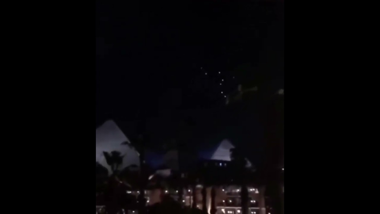 Ufo`s over the pyramids in Egypt