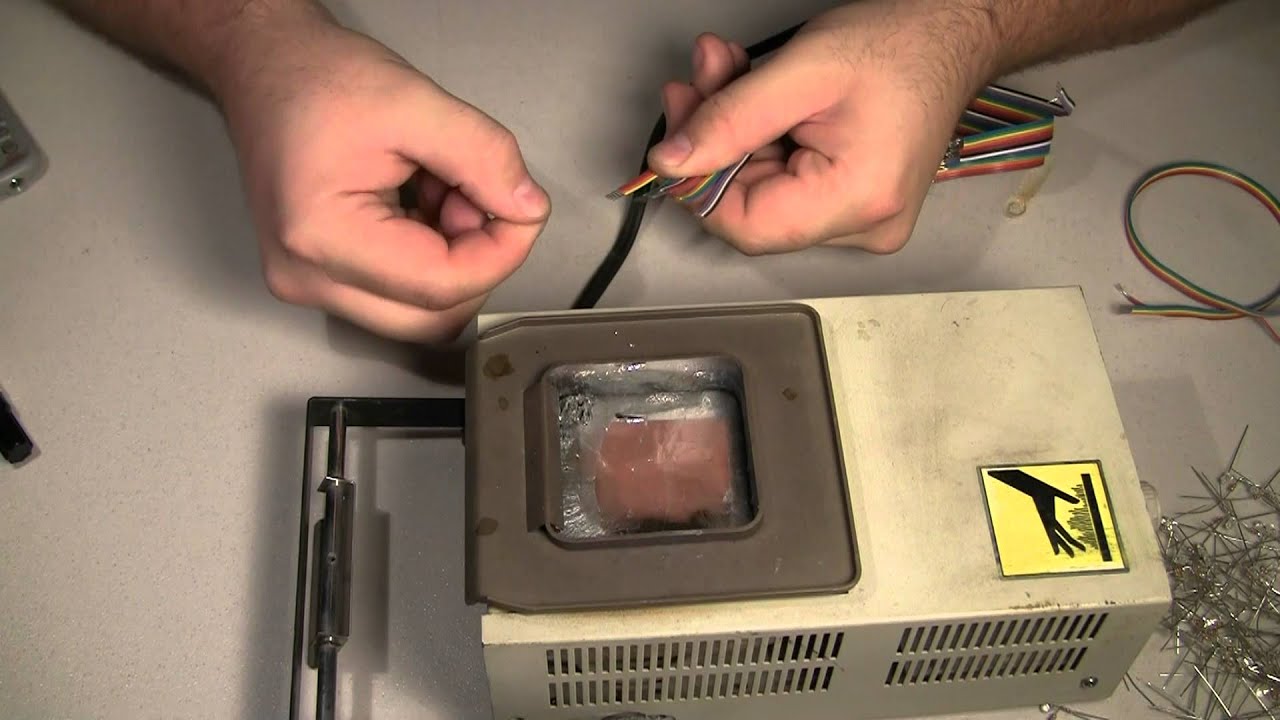 NES-101 Nintendo Top Loader - Using a solder pot to make a large batch of LED assemblies
