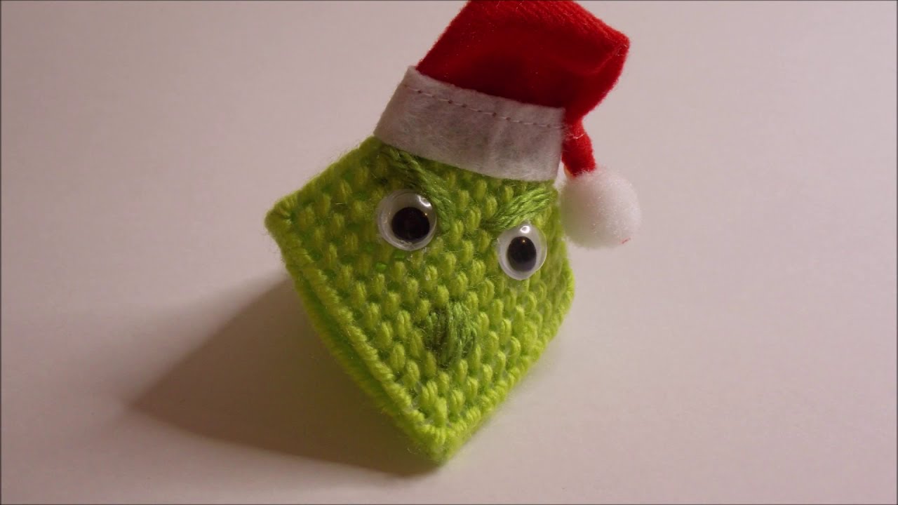 How to make a plastic canvas The Grinch squeezies kisser