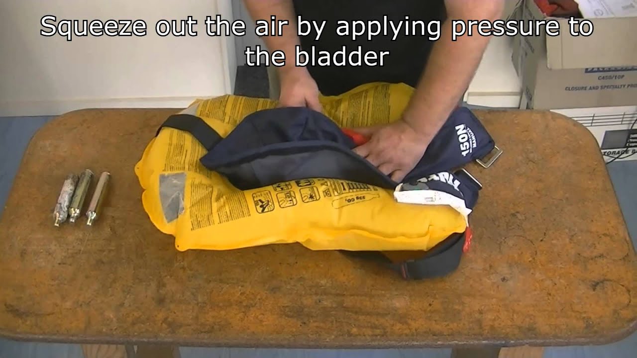 Hutchwilco inflatable lifejacket servicing