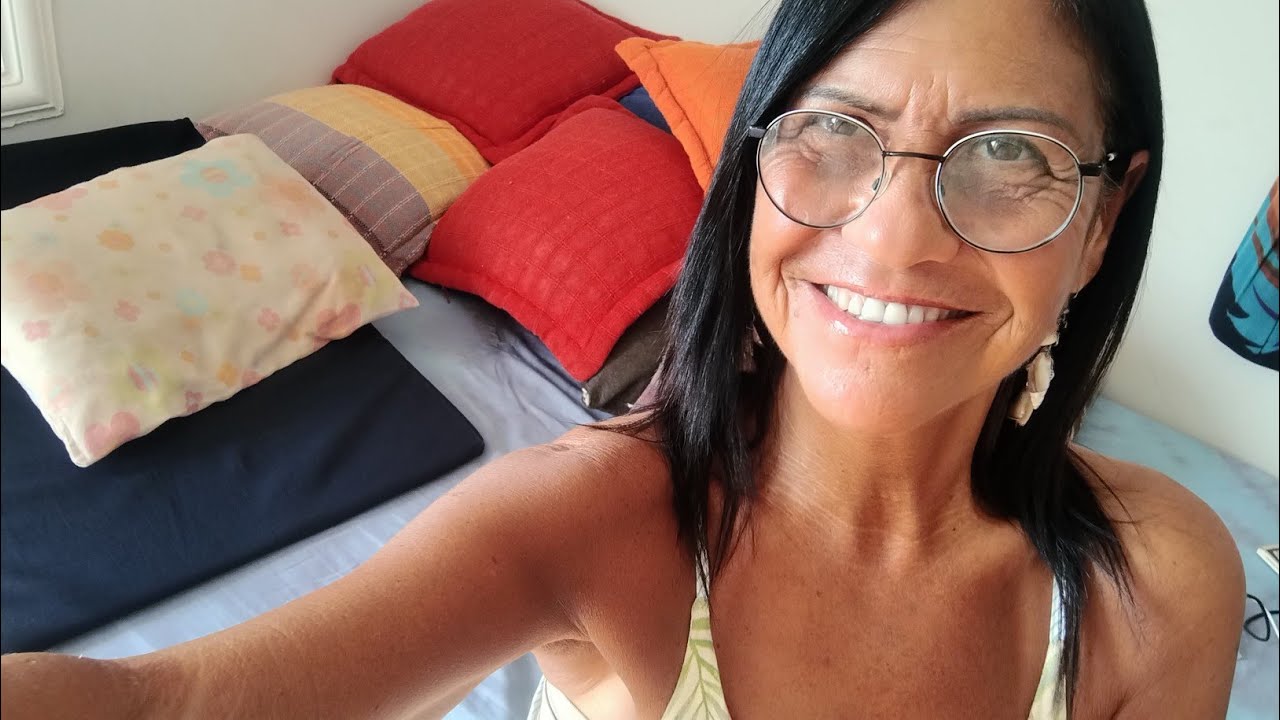 ADRIANA LÉO RESPONDE PERGUNTAS DE VOCÊS 😀😘❤️