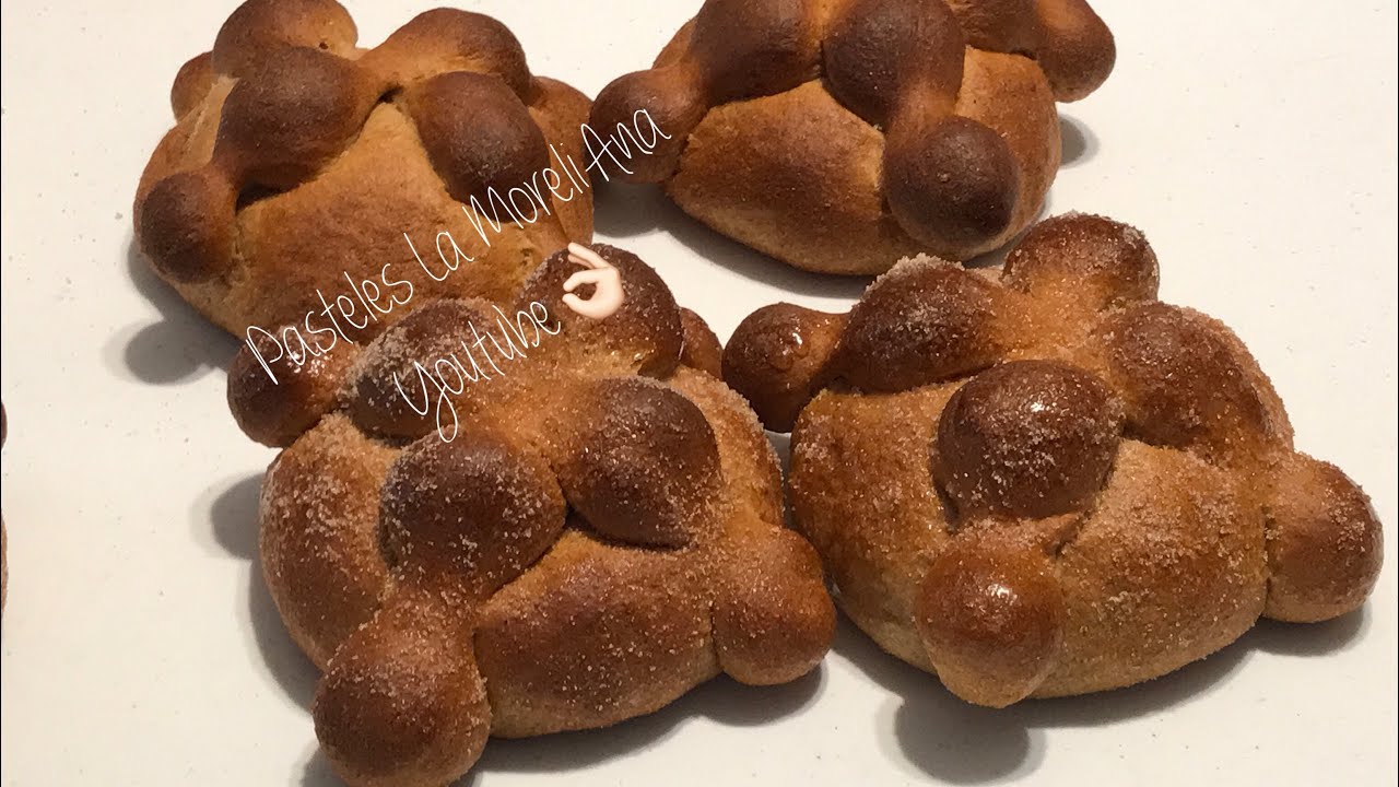 Pan de Muerto con harina de trigo integral