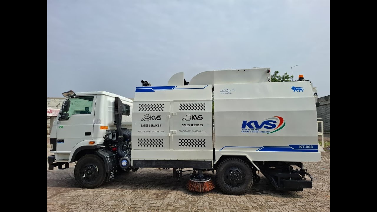 Introducing the Model KT003 – 3 Cubic Sweeper Machine