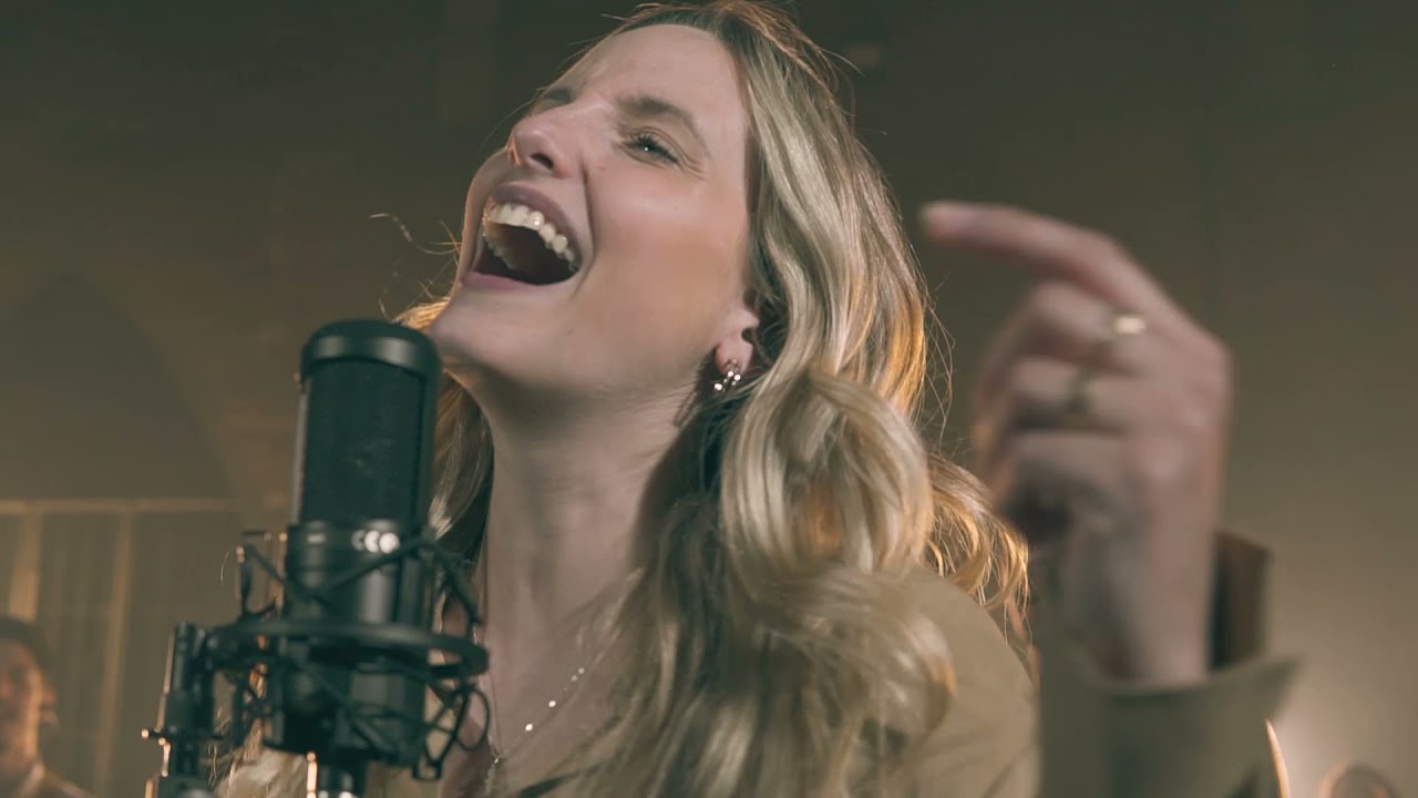 Priscila Matiesco / Himno de Victoria (video oficial)