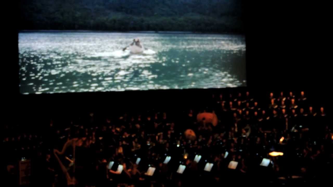 The Lord of the Rings Symphony Orchestra - The Breaking of the Fellowship and May It Be (Paris)