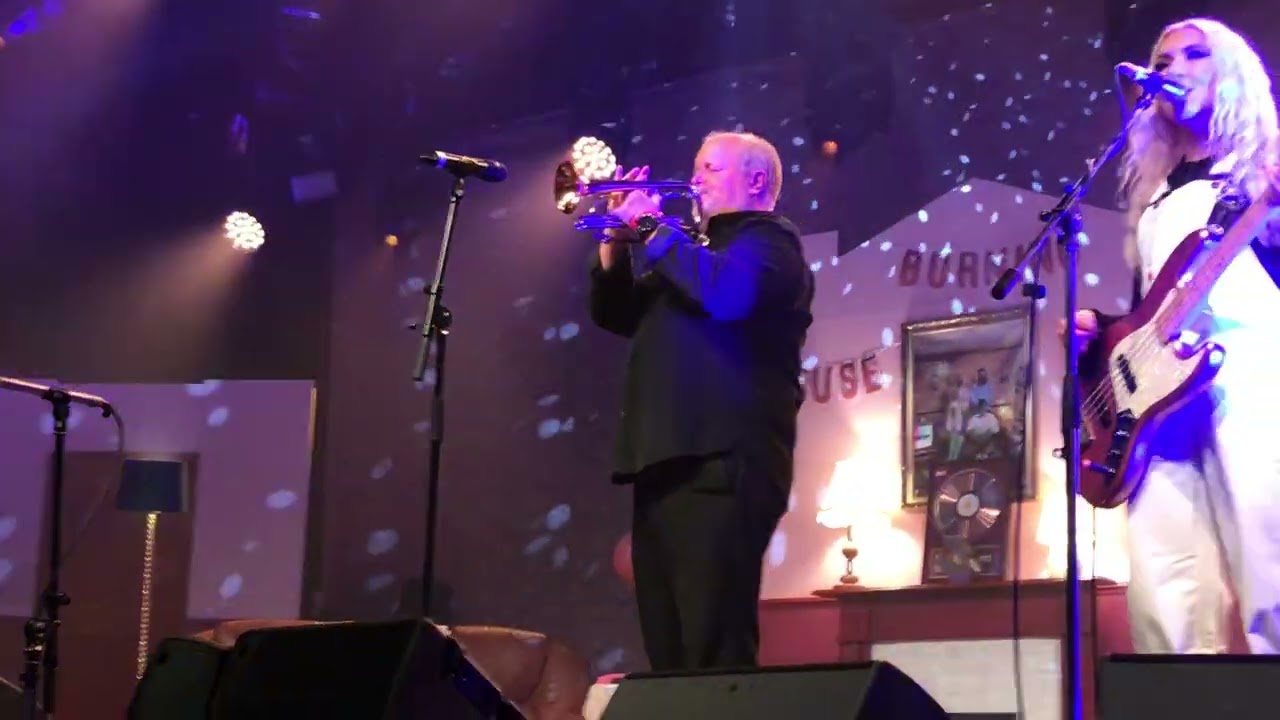 The Lottery Winners ft. Mr Asbury - Letter To Myself (live) -Burning House Party Manchester Dec 2024