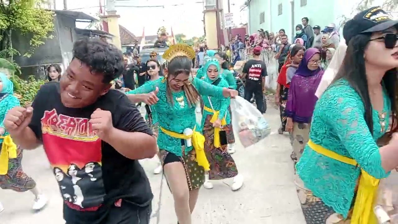 Sedekah desa bedah lawak