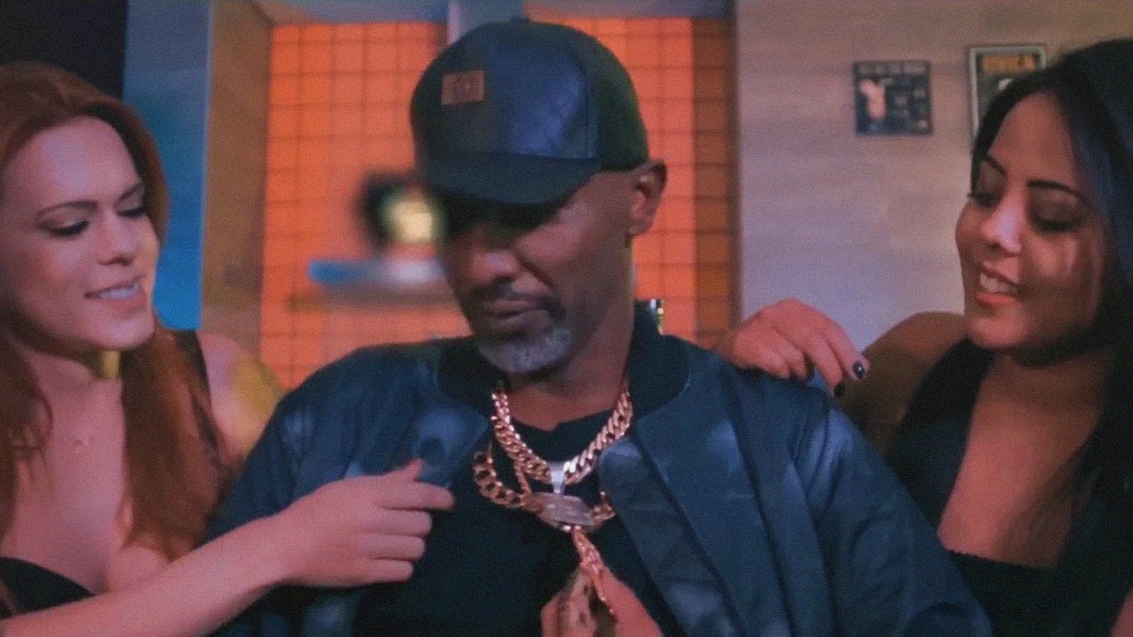 Misael - Modo Avi&atilde;o Feat Mr. Catra (Official Music Video)