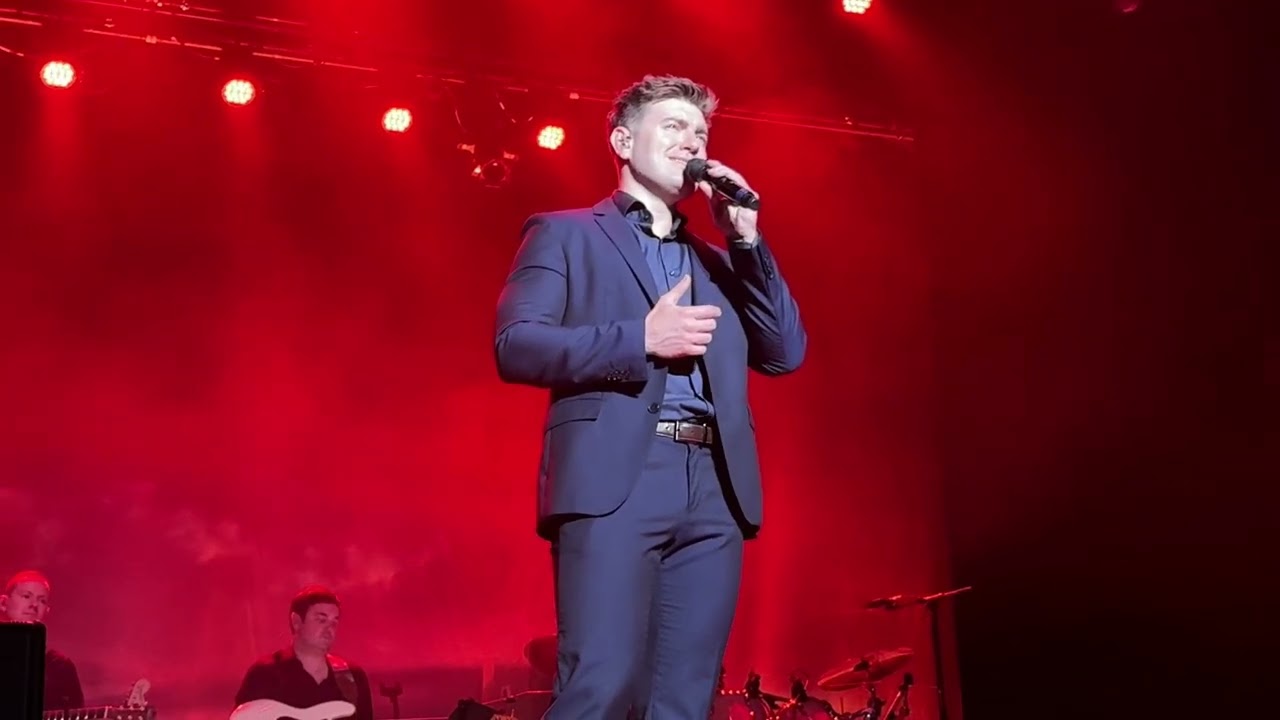 Celtic Thunder featuring Emmet Cahill Danny Boy