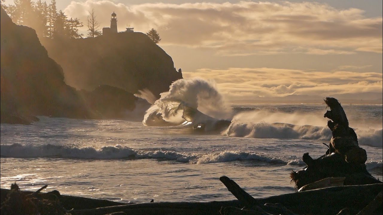 Waves crashing for 35 minutes