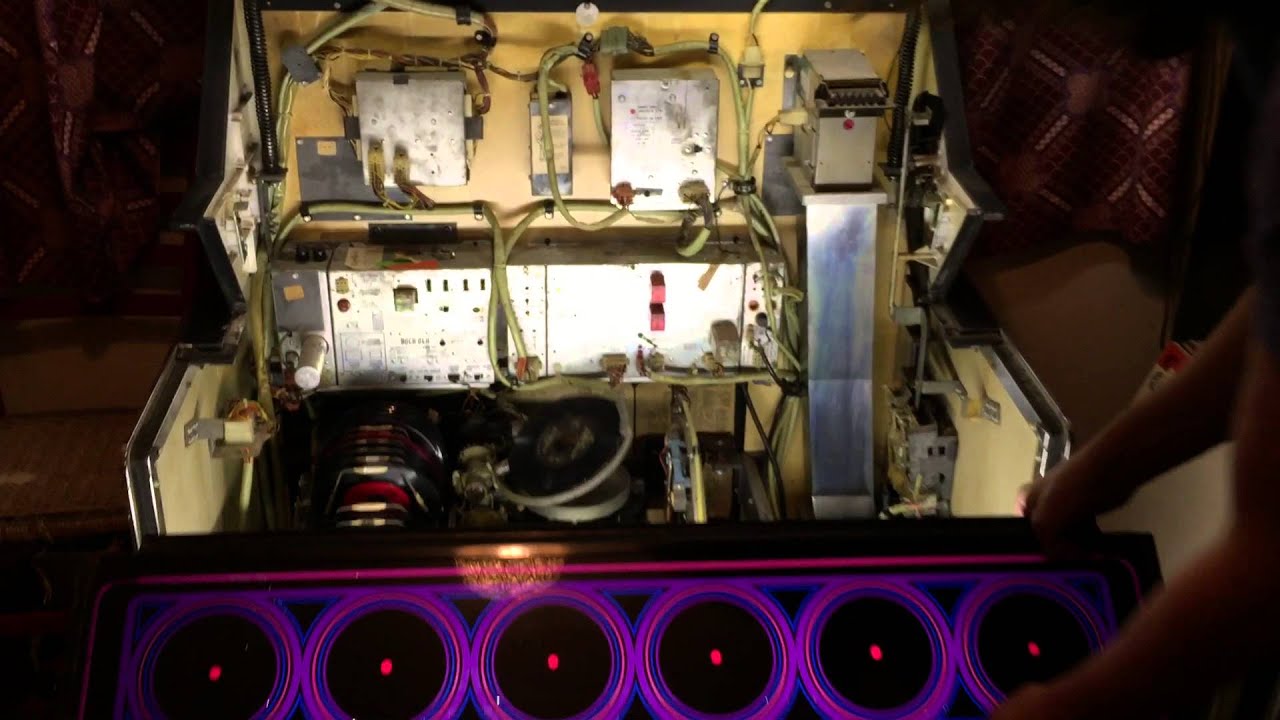 1974 Rock-ola 454 juke box