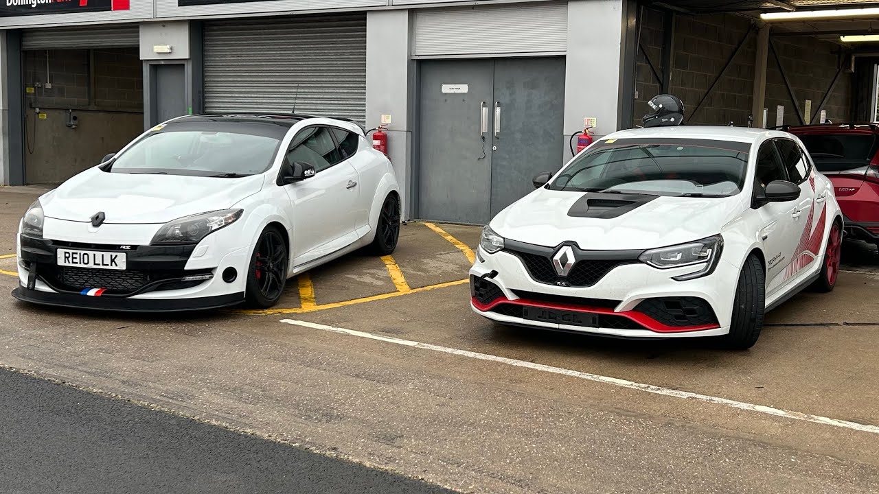 Trophy R following an RS 250