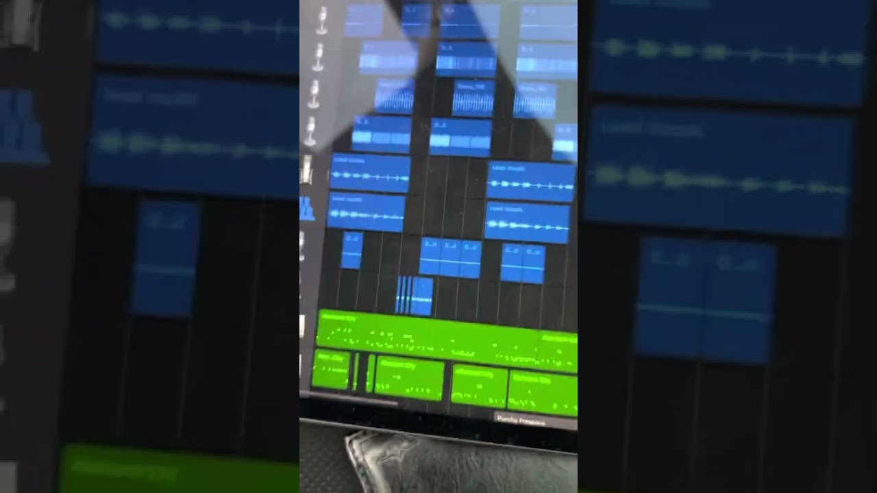 Run IT beat on Garageband IPad Pro