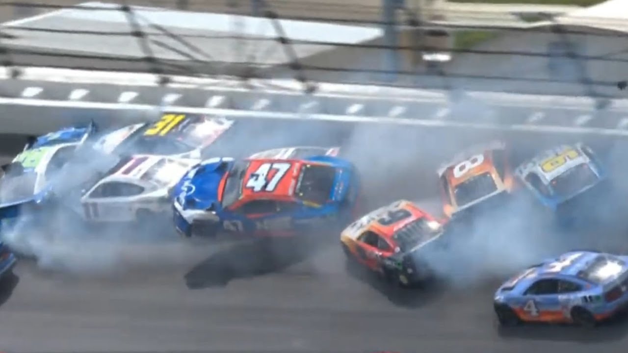 NASCAR - Daytona - Crashes And Spins (2022)