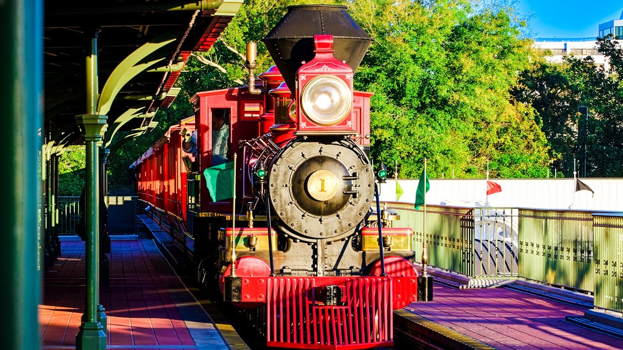 Поездка по железной дороге Walt Disney World Railroad по кругу (вид от первого лица) - Magic King...