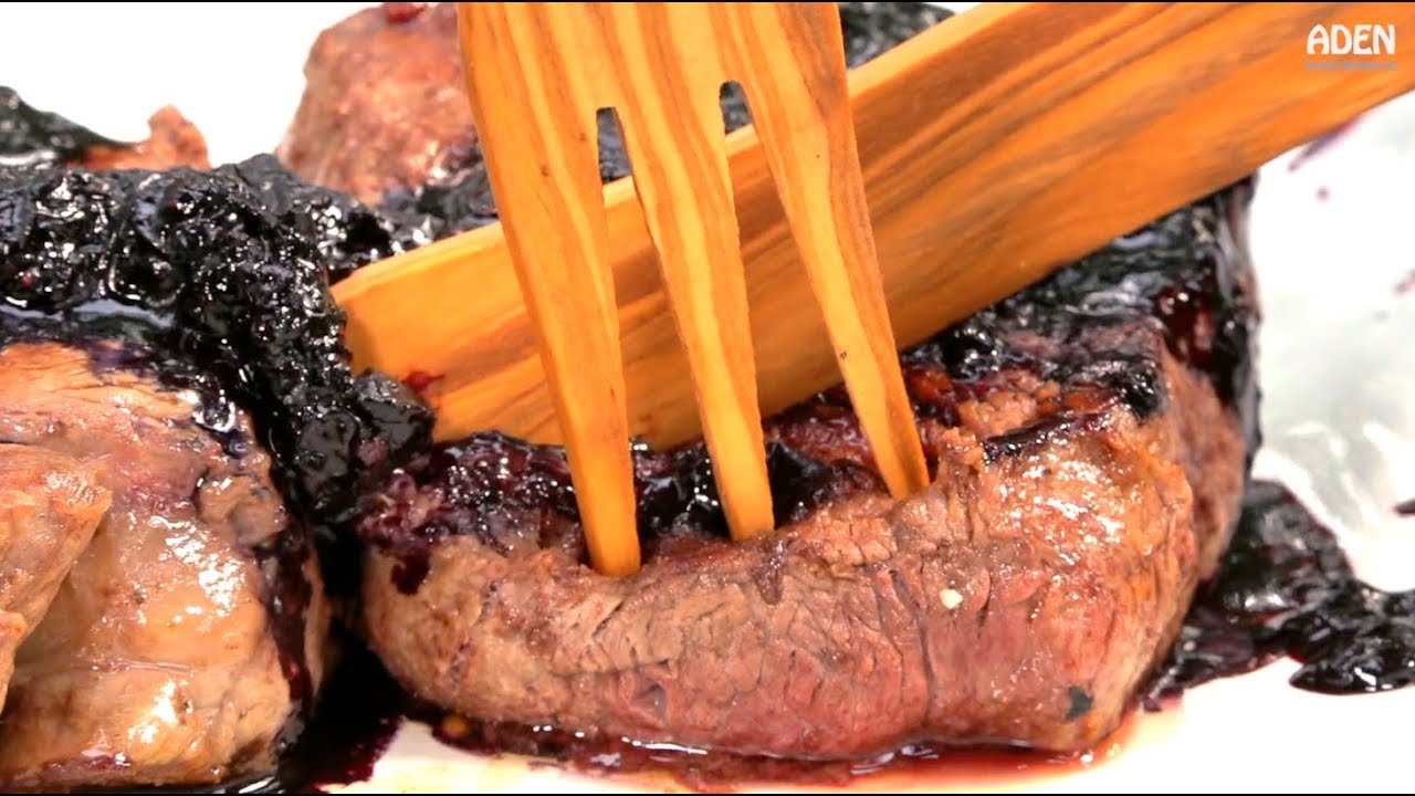 Argentine Chateaubriand Steak au Blueberí
