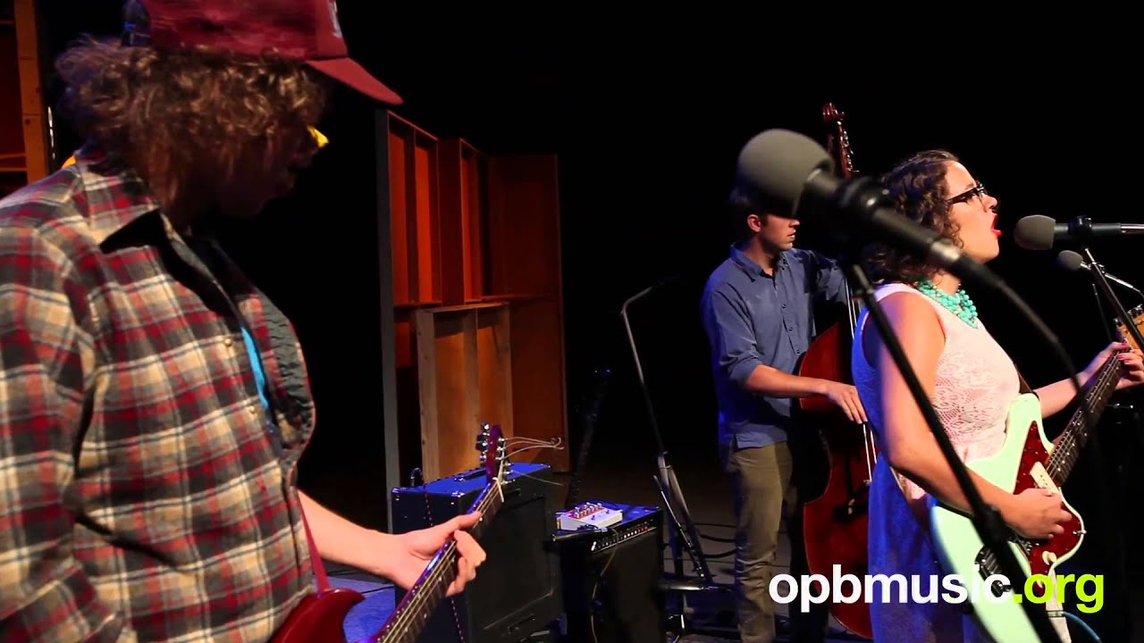 Sallie Ford & The Sound Outside - Not an Animal (opbmusic)