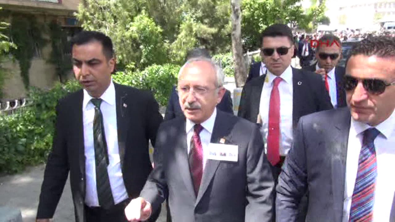 Kemal Kılıçdaroğlu'na yumurta attılar