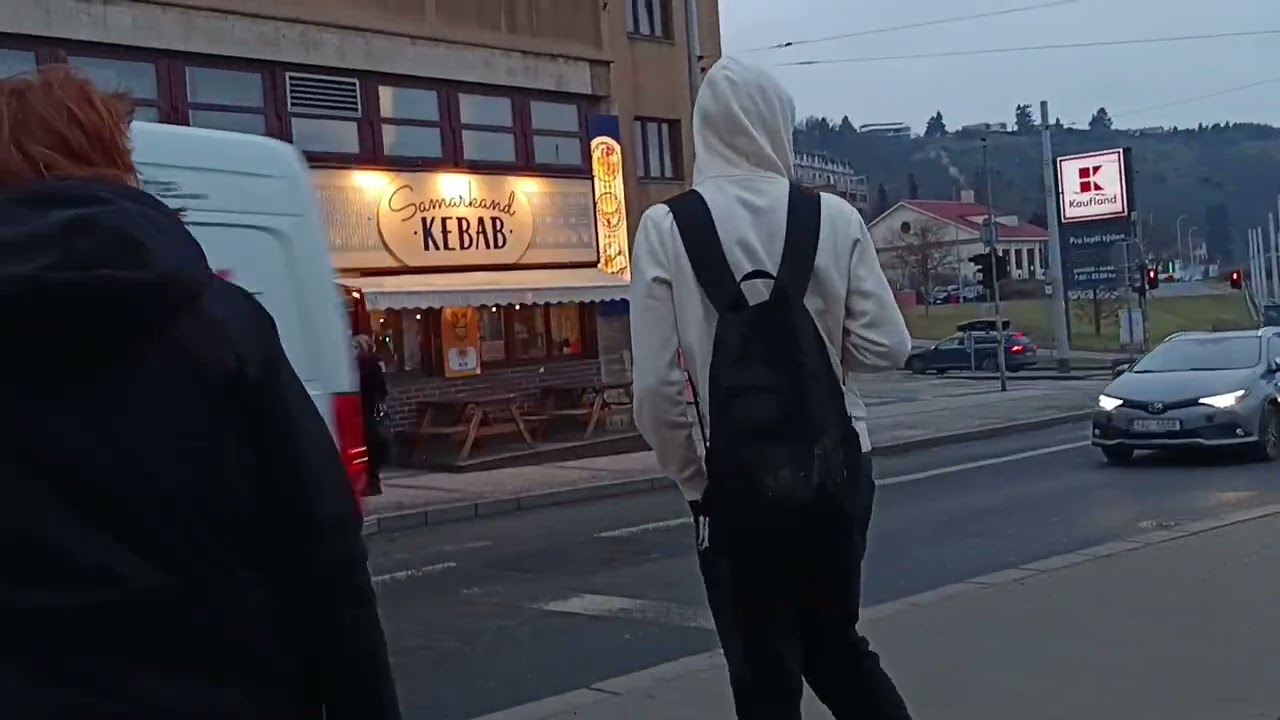 807. 9 2 2026. Praha 6. Маршрут трамвая 18.