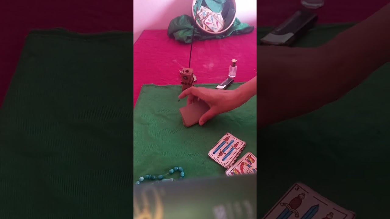 طاقة لعواشرة قويةمع تمنية امنية للبيضاءوالحنطيةوالسمراء لاتنسواليكوالاشتراك00212677817598💠