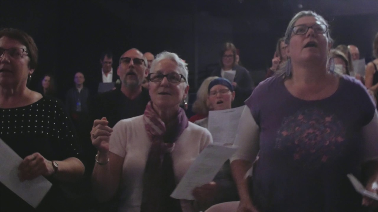 PopUp Chorus sings 