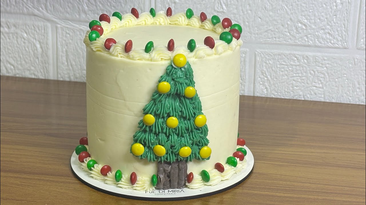 Buttercream de Merengue Suíço ✨ Cobertura perfeita para bolo de Natal (11cm)