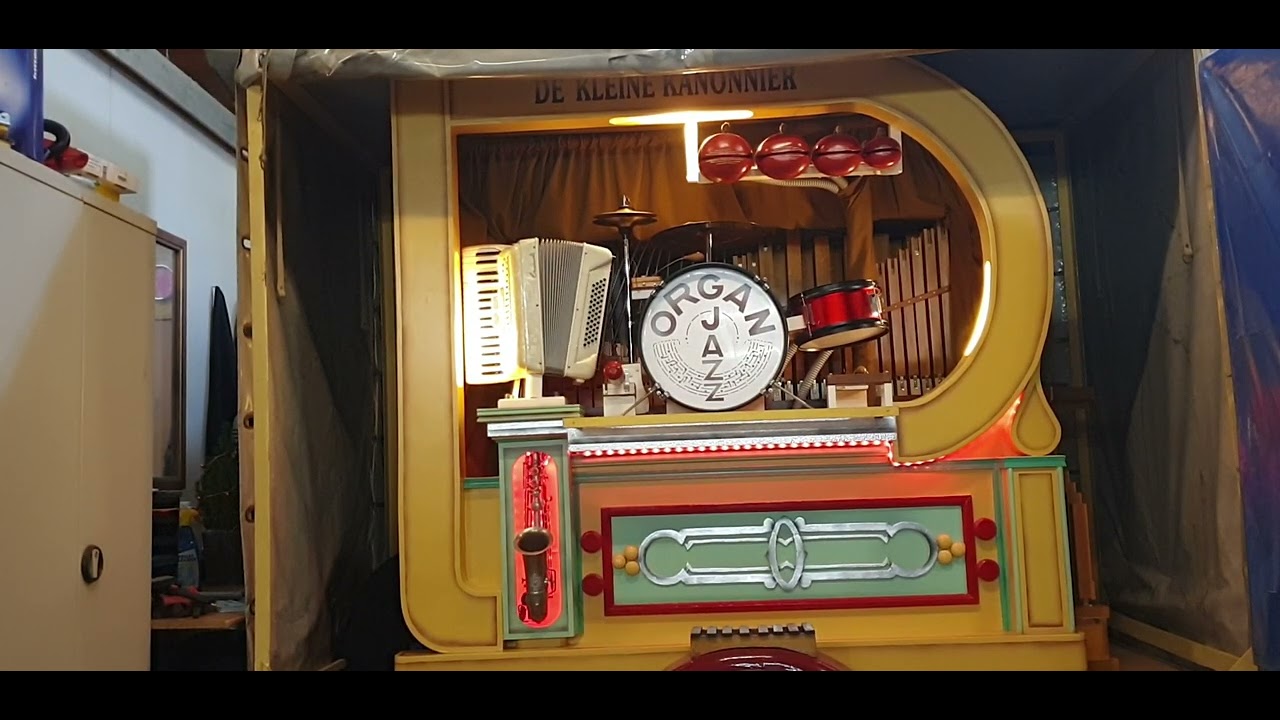 Draaiorgel  Dansorgel                                                         De kleine Kanonnier