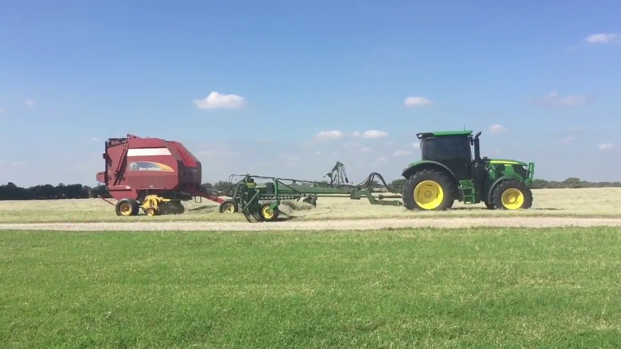 Round Baling with the John Deere 6120R