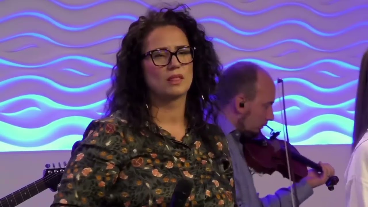 🎼 Elborít egészen 🎼 - Ceglédi Hit Gyülekezete Dicséret