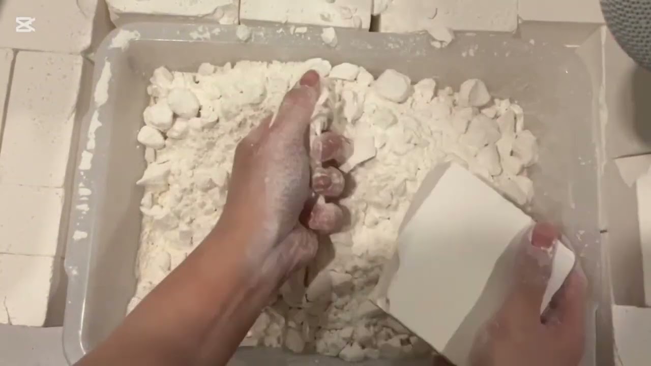  ASMR/ gym chalk/50 blocks of fresh gym chalk /Satisfying ASMR/Sleep Aid Oddly