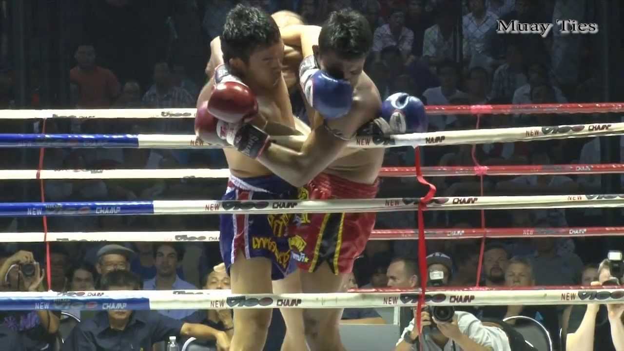 Singdam vs. Petchboonchu - Lumpini Stadium 11th October 2013