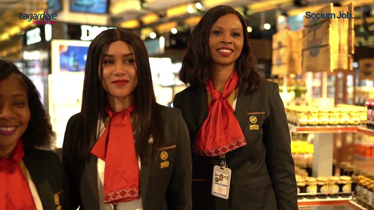 Oumou Ba - Conseillère vente à Lagardere Travel Retail