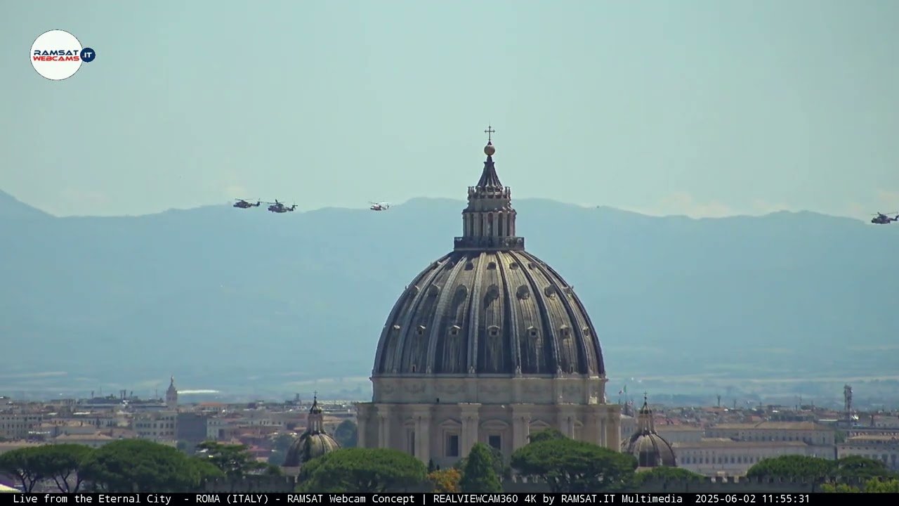 RAMSAT Webcam Concept...  frecce tricolori a Roma, 2.6.2025 (C)2025 by RAMSAT Webcams Multimedia