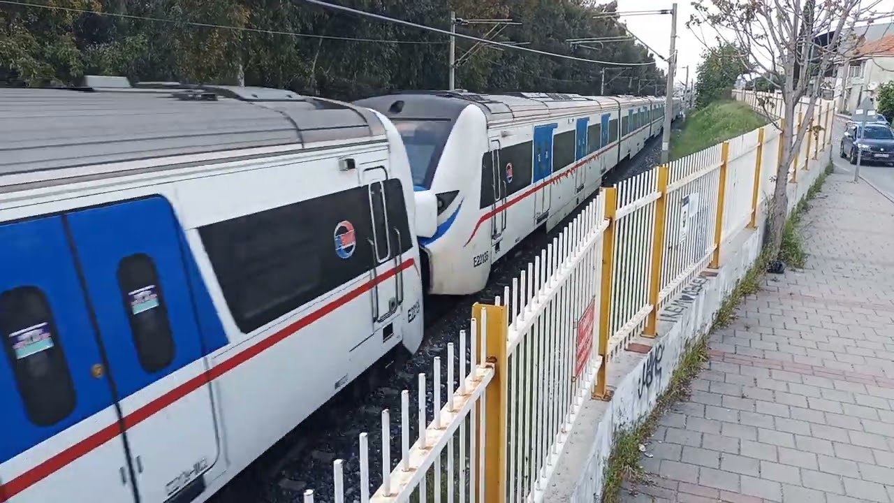 TCDD İZBAN GAZİEMİR UZUN İNCE BİR YOLDAYIM