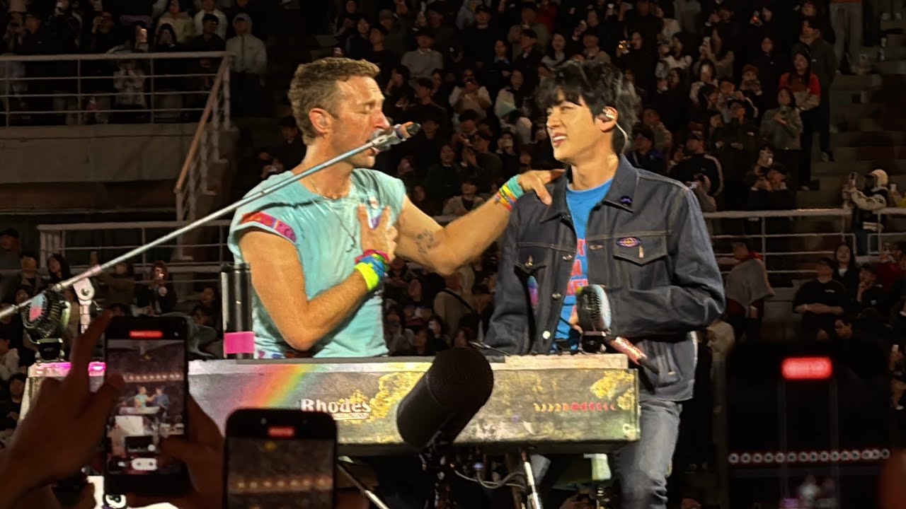 The Astronaut (With BTS Jin 진) / COLDPLAY Seoul Last : MUSIC of the SPHERES / 250425 @고양종합운동장