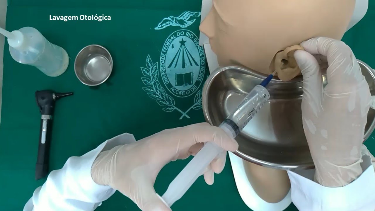 Lavagem otológica
