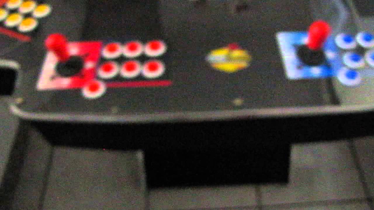 Joystick para 4 jogadores com base Rnb Tech